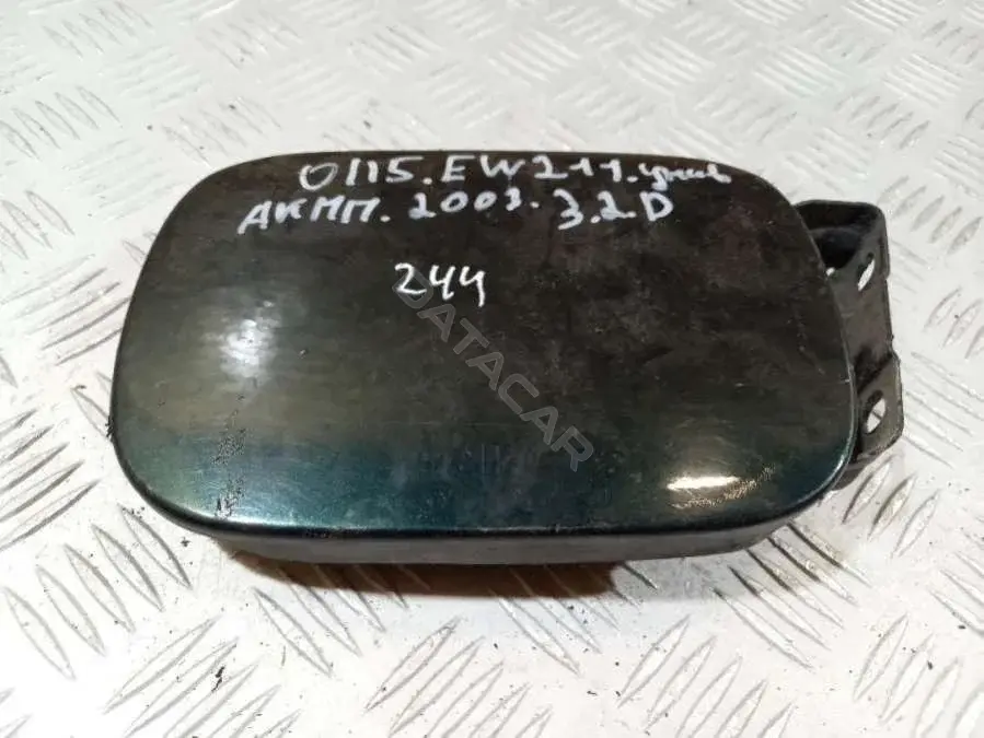 Крышка лючка топливного бака A0005843117