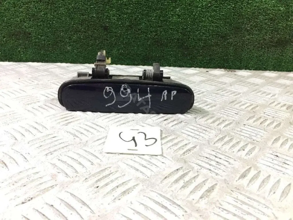 Ручка двери 4B2837888