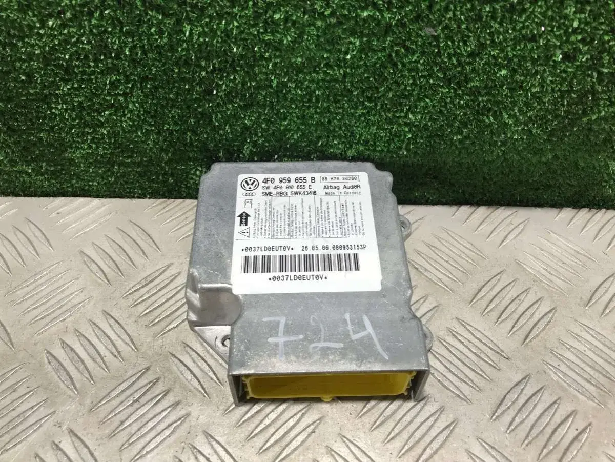 Блок управления подушками безопасности 4F0 910 655 E, 4F0 959 655 B