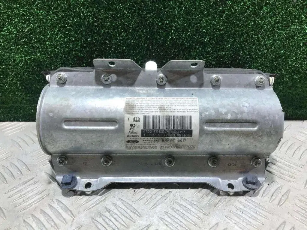 Подушка безопасности 97BBF042B84AC