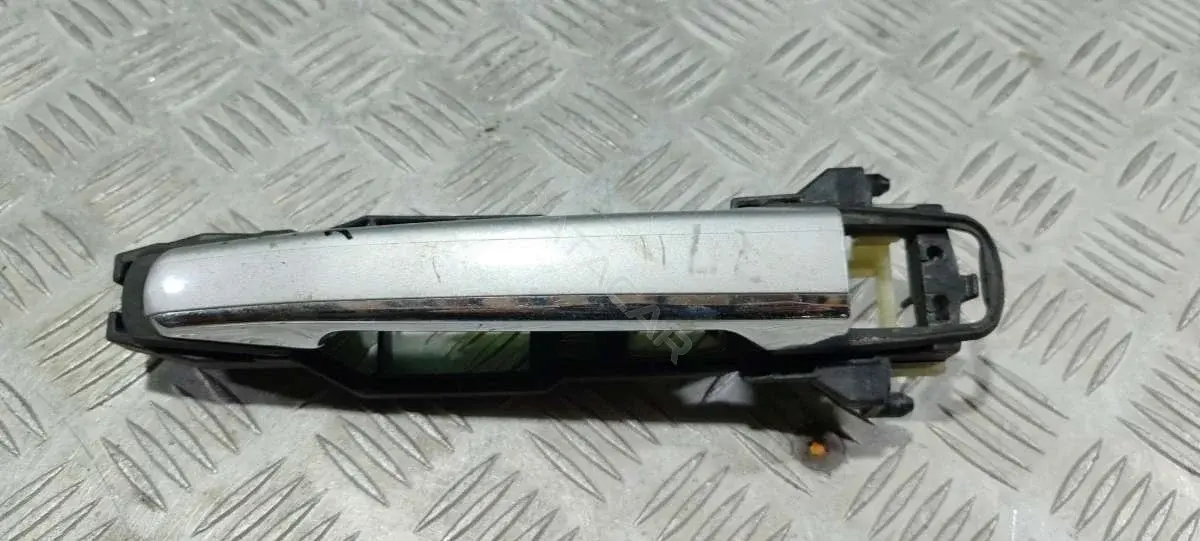 Ручка двери 66000109