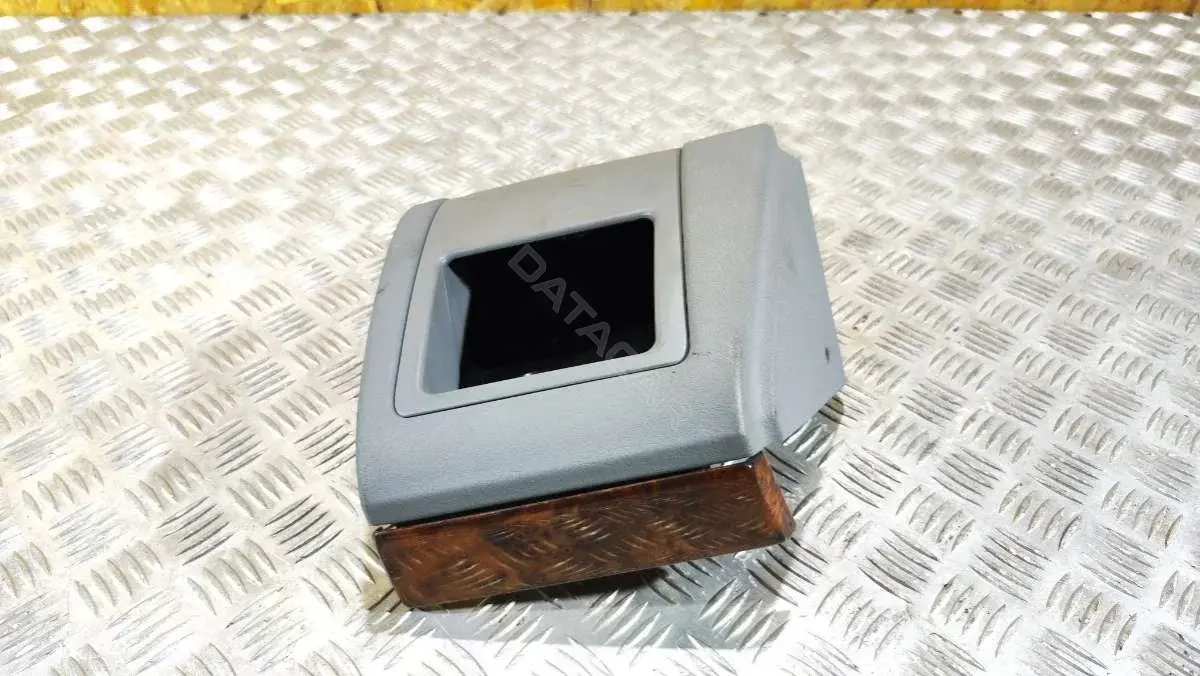Бардачок 51458161489.9