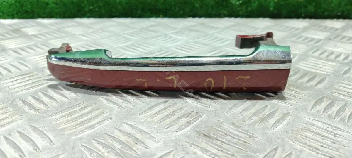 Ручка двери 66012675