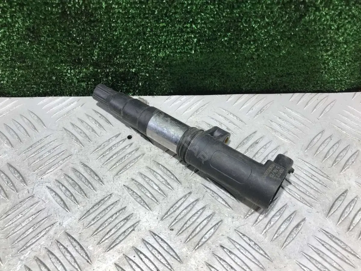 Катушка зажигания 0 986 221 045, R0903S00100