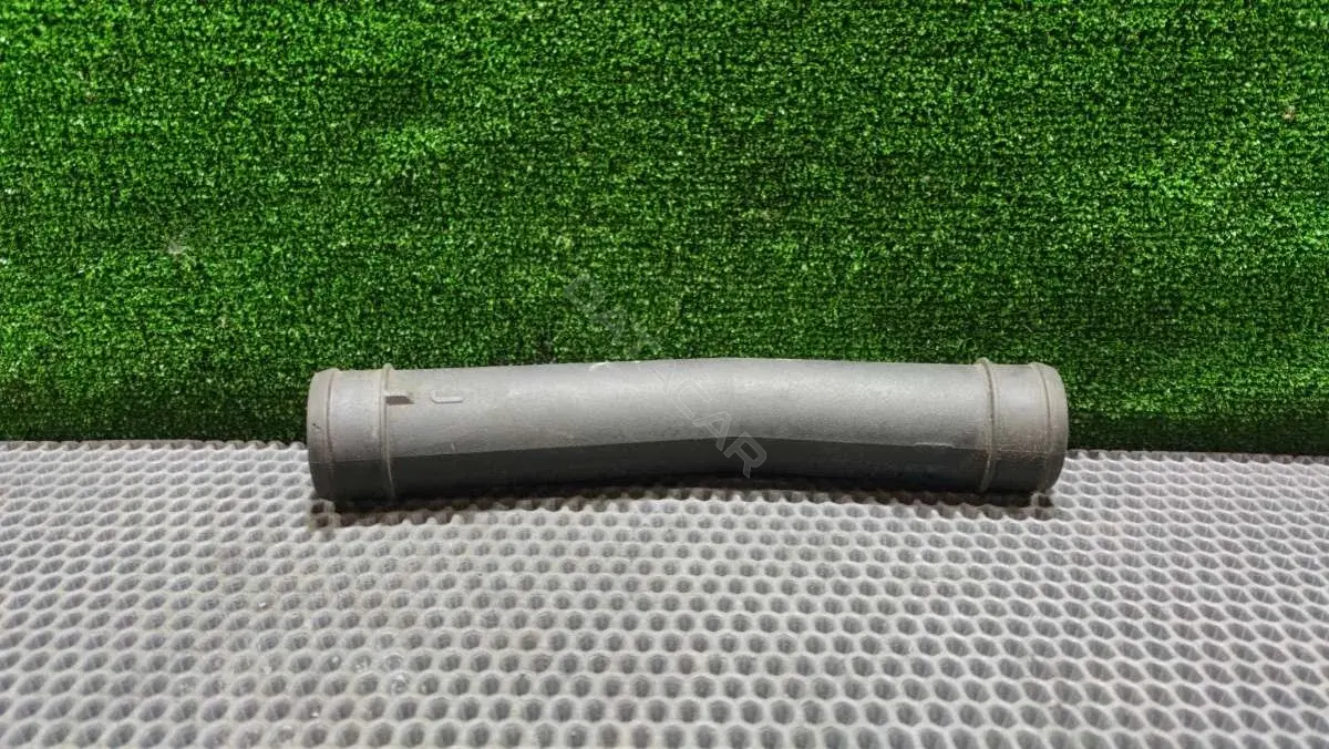 Патрубок интеркулера 7M3145957A, YM2110C352EA