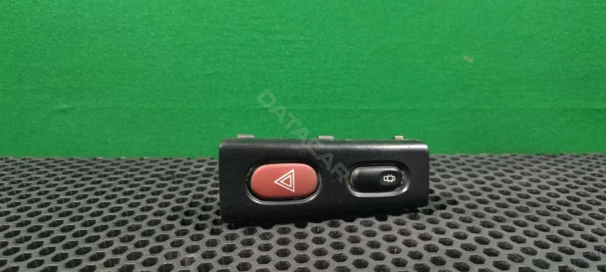 Кнопка аварийки 7700845435, 822955