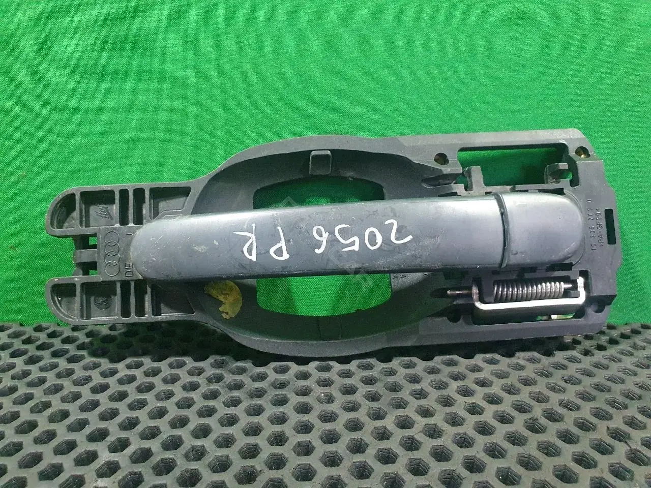 Ручка двери 8Z0837885A, 8Z0837886A, 8Z1837886