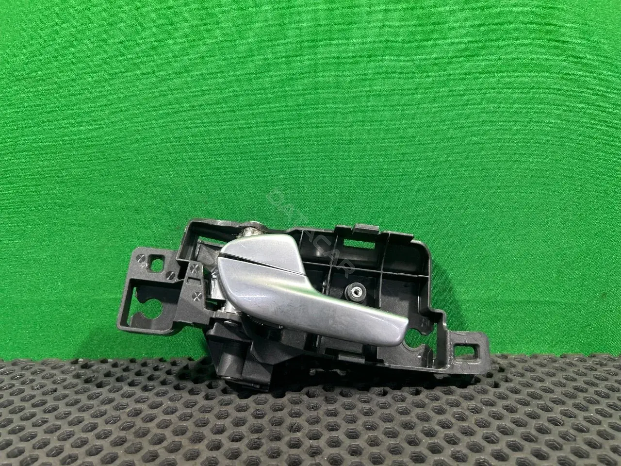 Ручка двери 6M21U22601