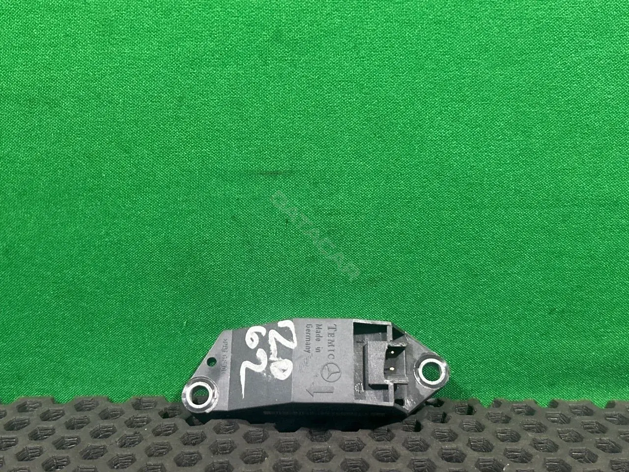 Датчик удара 25571179A5, A 001 820 93 26