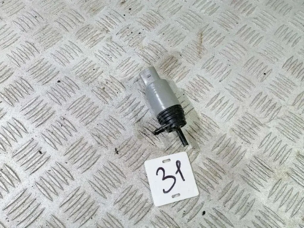 Насос омывателя 67126934159