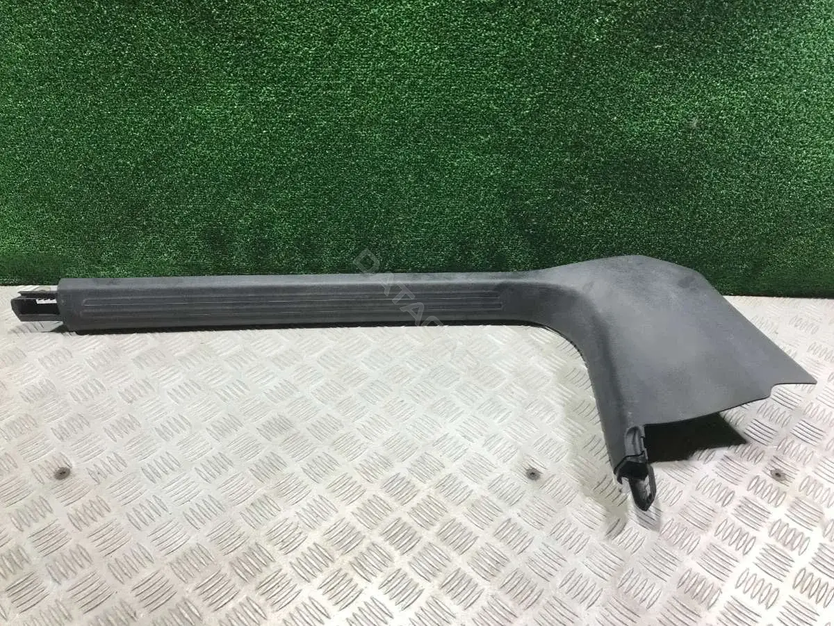 Накладка на порог 4F1 867 272 B