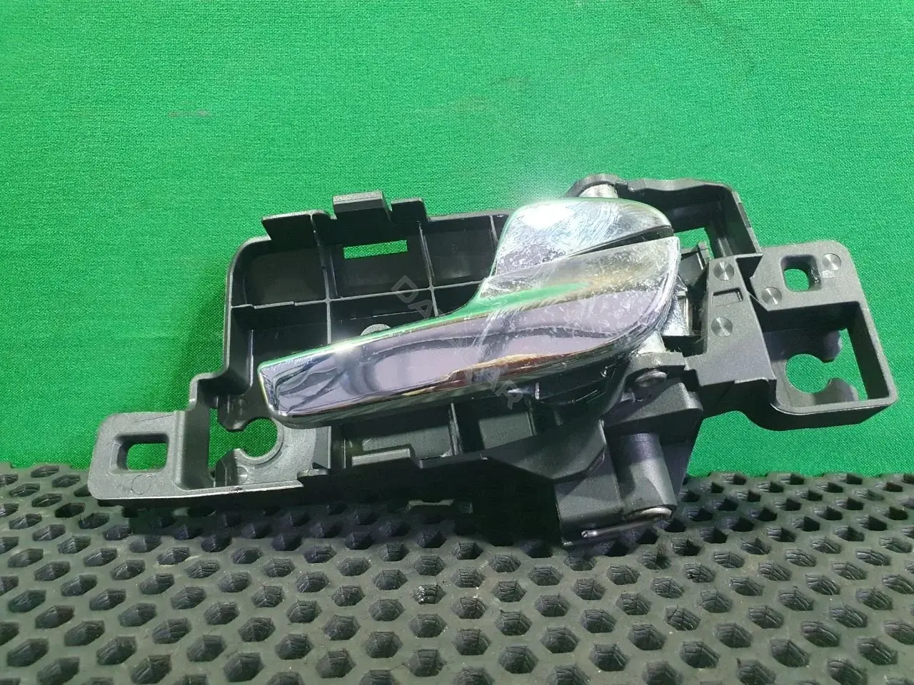 Ручка двери 6M21-U22600