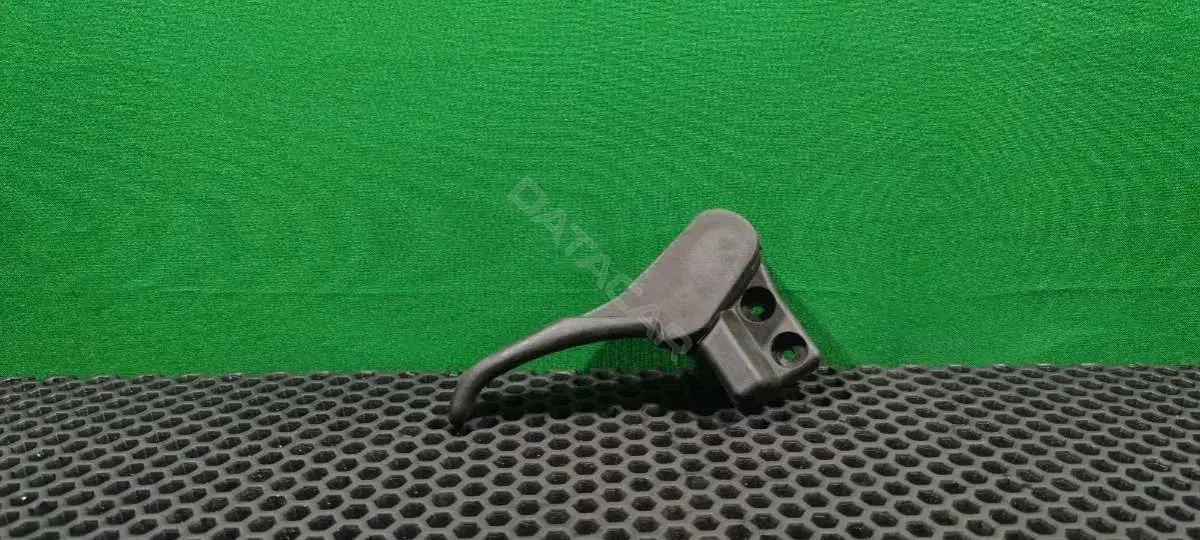 Ручка открывания капота 3B1823533