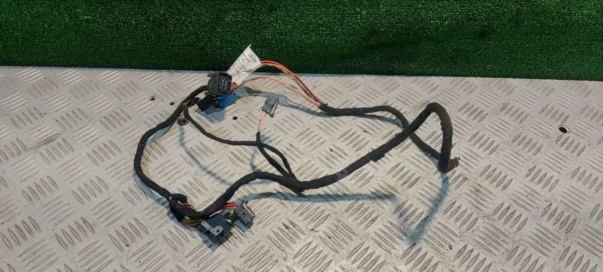 Проводка двери A2035407308