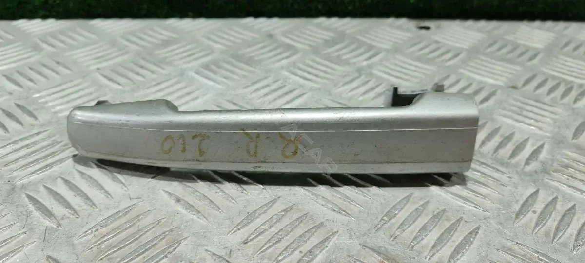 Ручка двери 66012661