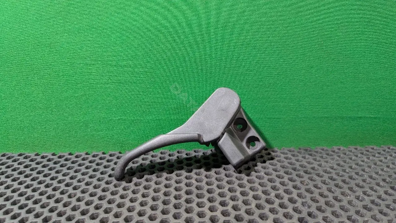 Ручка открывания капота 3B1823533