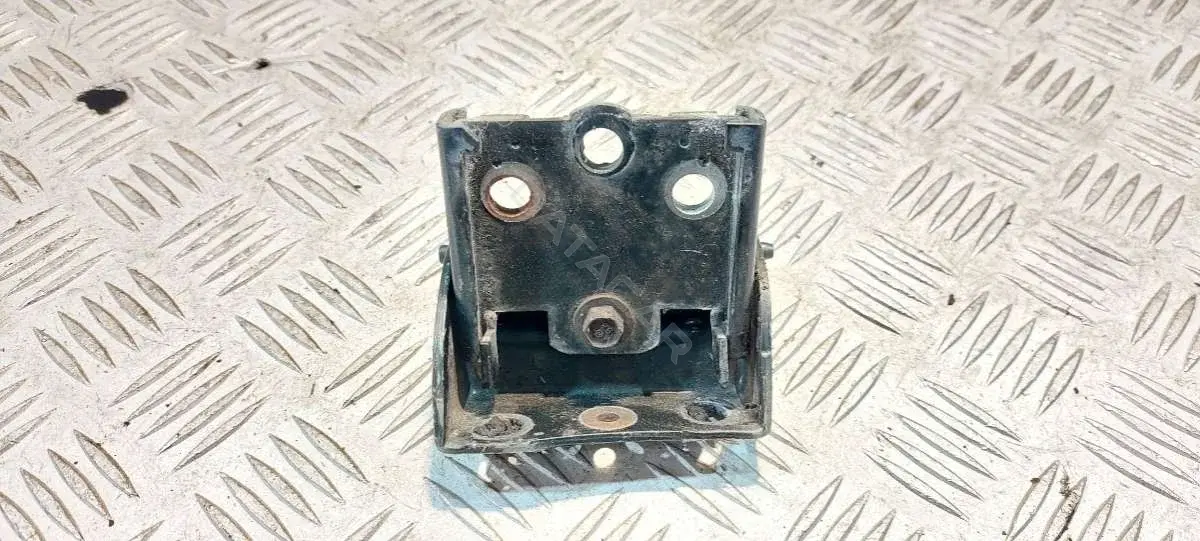 Петля крышки багажника L034295AB