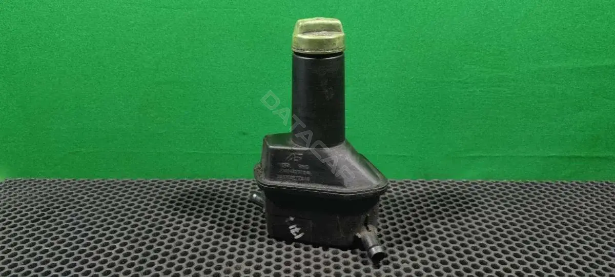 Бачок гидроусилителя 7M0422372A, 95VW3E773AB