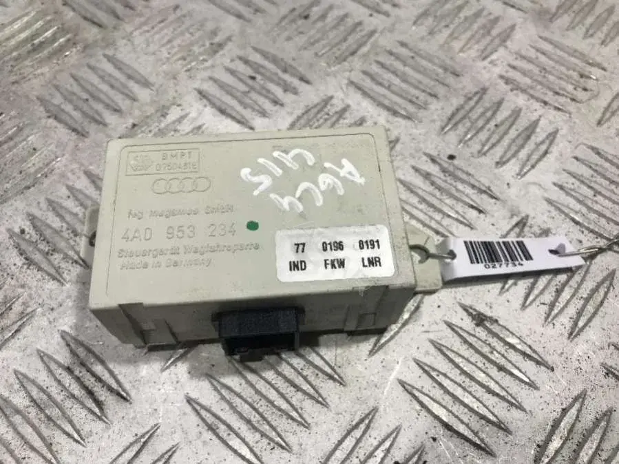 Иммобилайзер 4A0 953 234