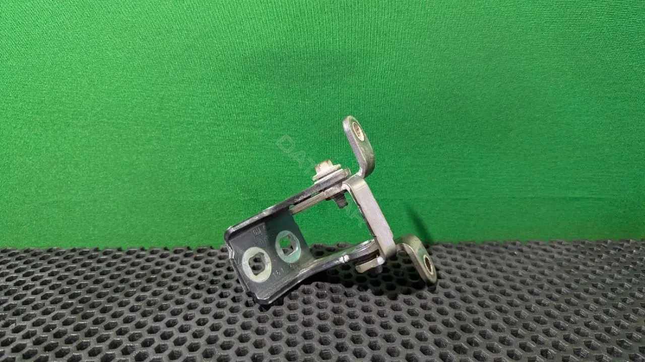 Петля двери 91390487