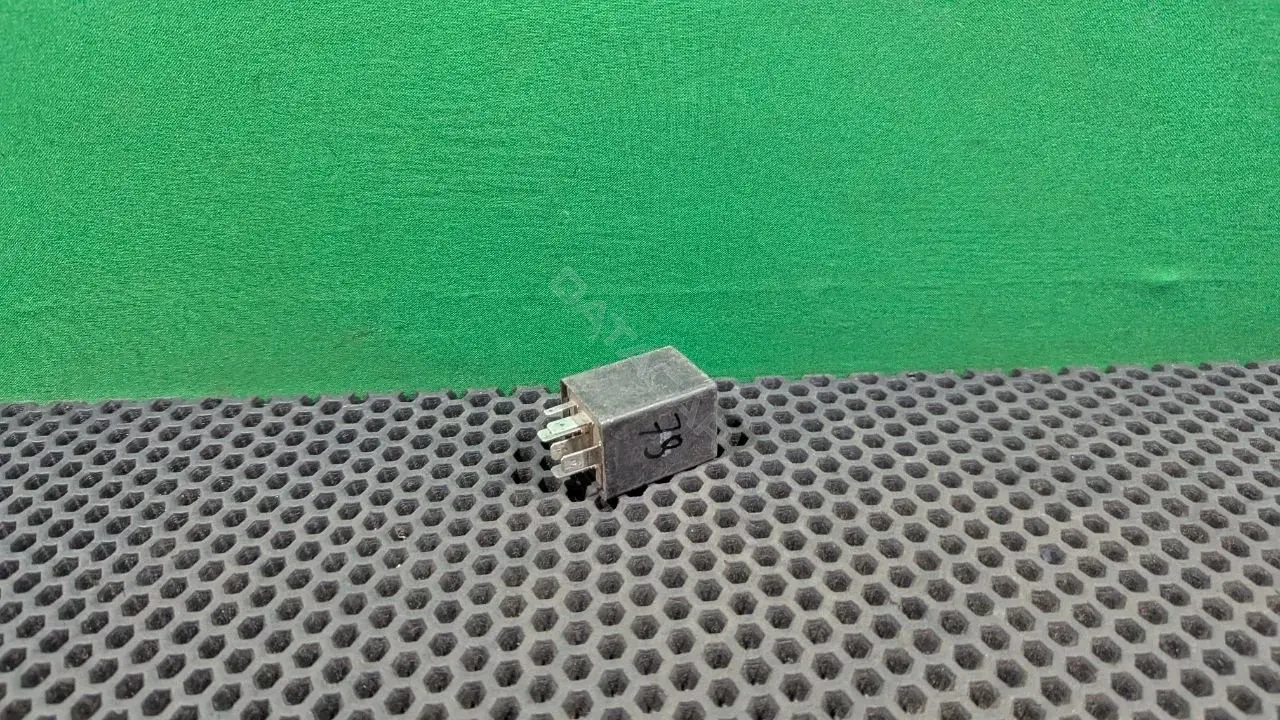 Реле стеклоочистителя 321955531A