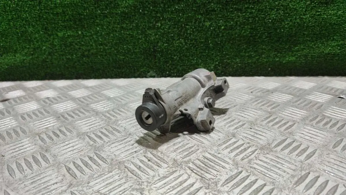 Замок зажигания 4B0 905 851 C