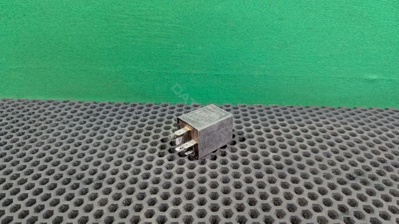 Реле стеклоочистителя 321 955 531 A