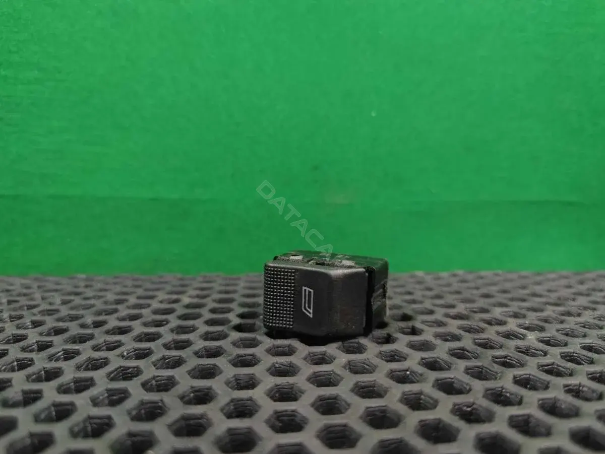 Кнопка стеклоподъемника 4D0 959 855