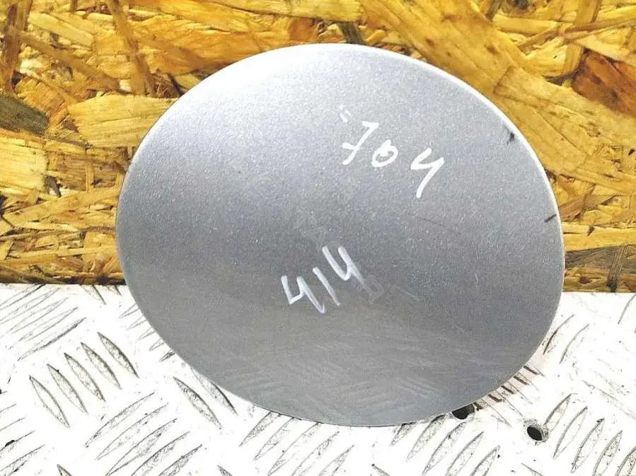 Крышка лючка топливного бака 7M0809905F