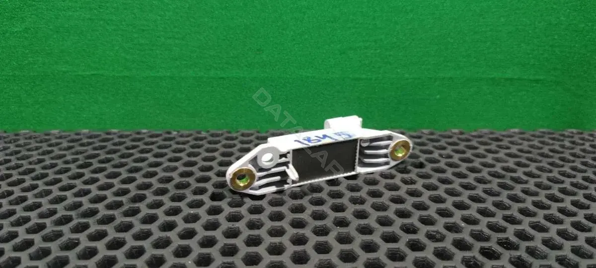 Датчик удара 0 285 002 064, 65 77 6 911 038