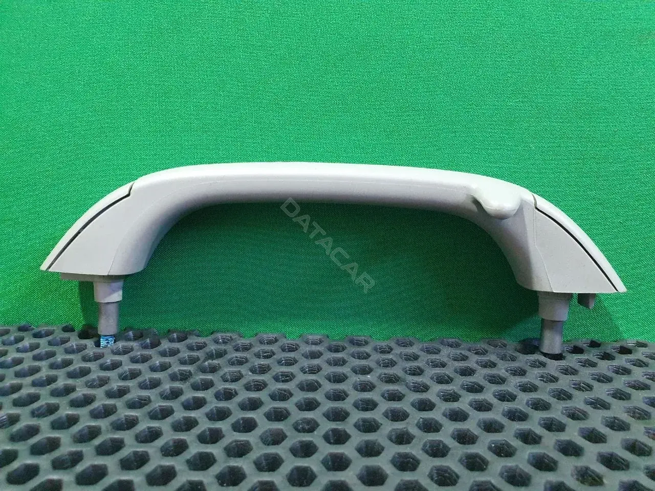 Ручка внутренняя потолочная 8Z0 857 608 A