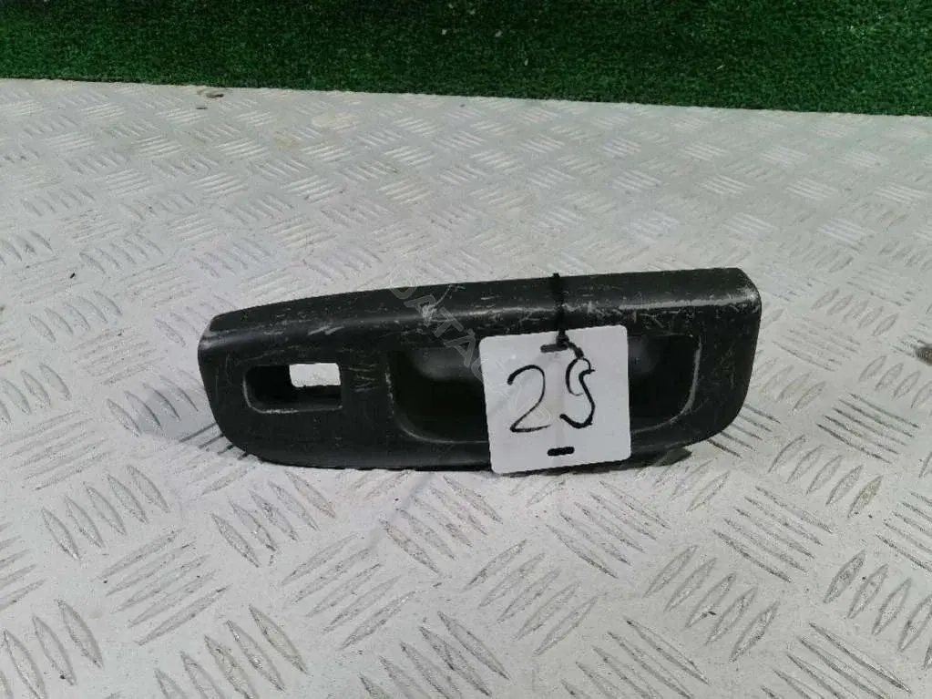 Ручка двери 7M3867171C