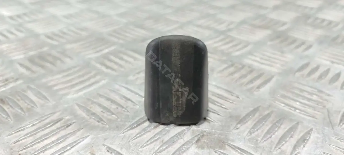 Колпачок (заглушка) ручки двери 66012514