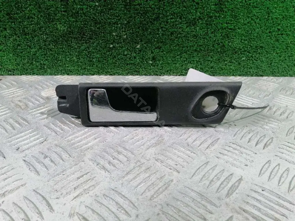Ручка двери 4A0 839 019