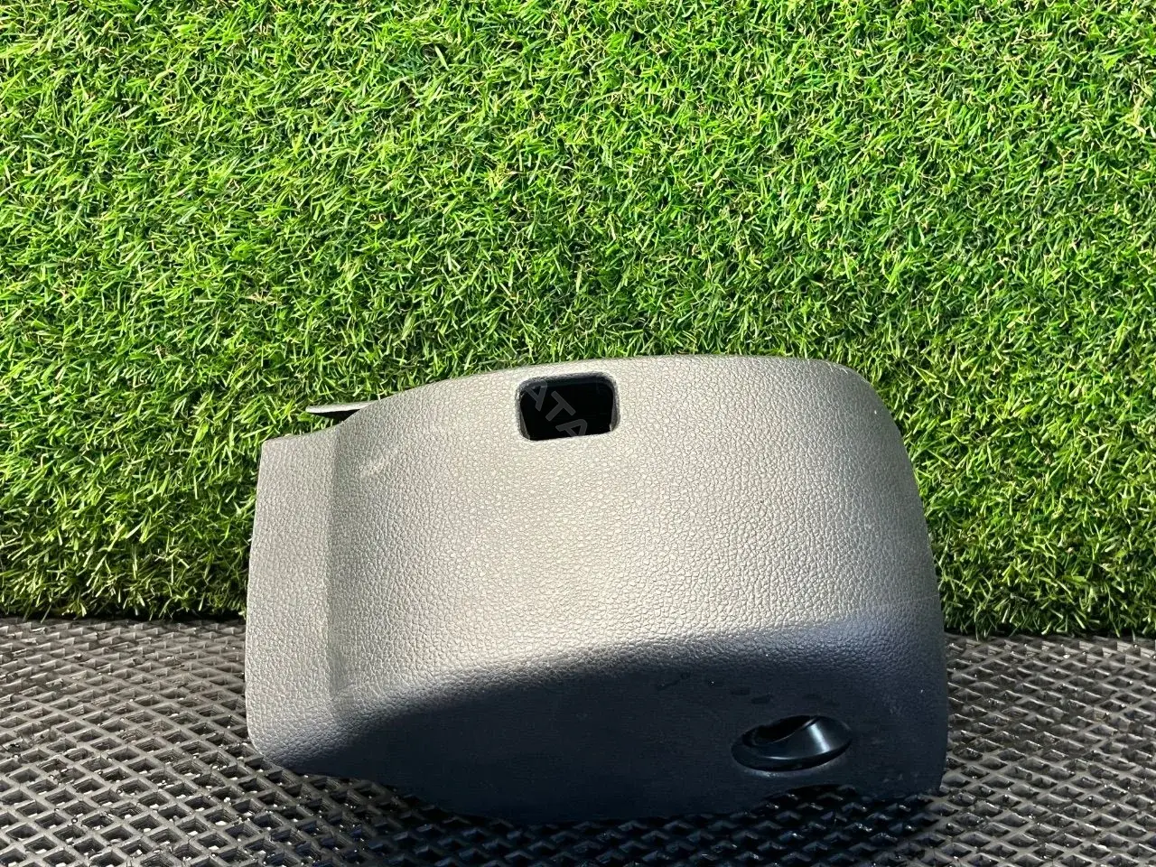 Кожух рулевой колонки 5N0858566