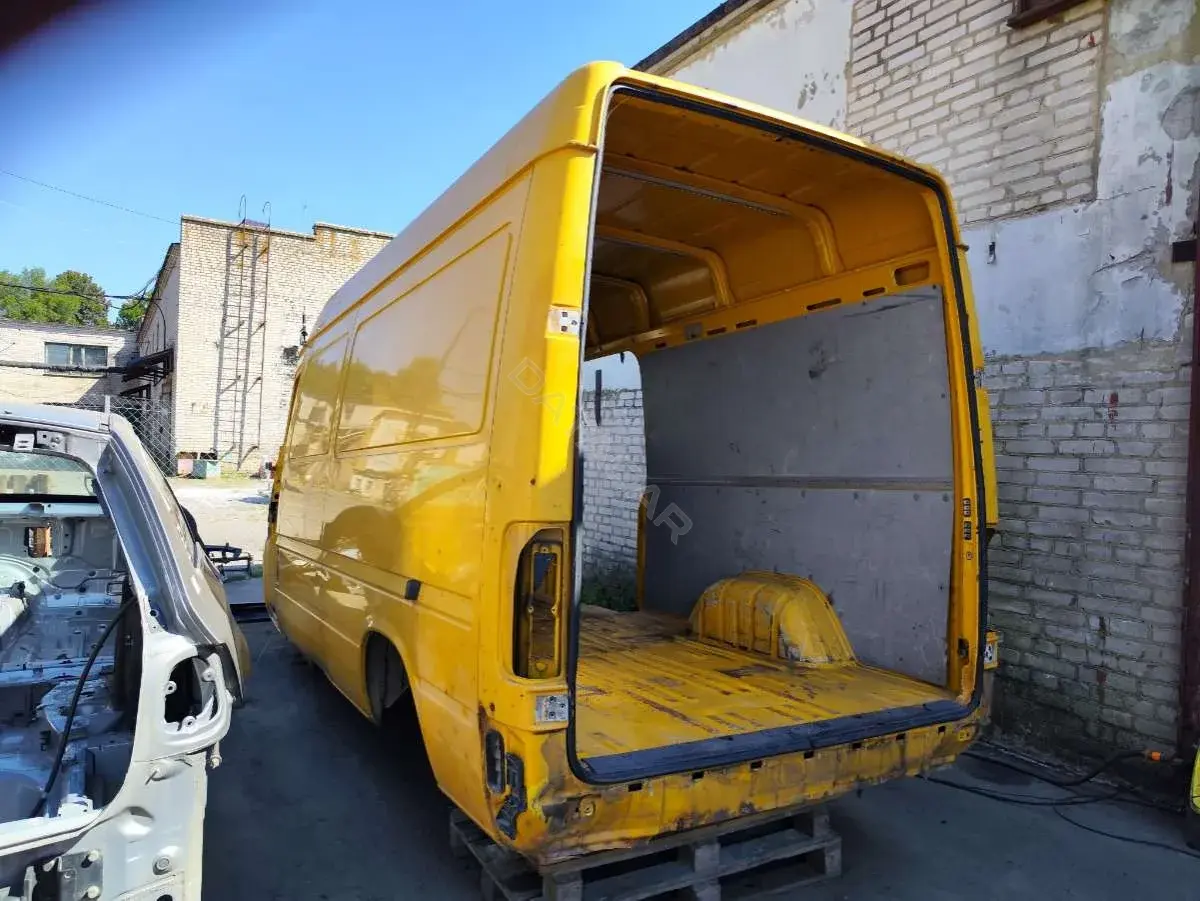 Четверть задняя левая 63022762
