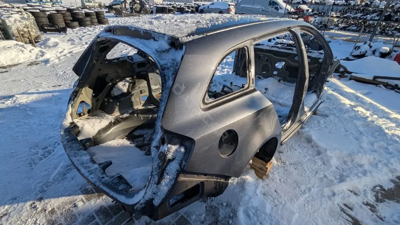 Четверть задняя правая 91804244