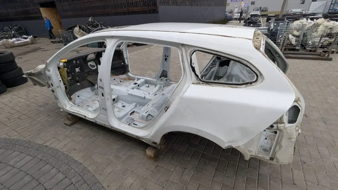 Четверть задняя левая 90285638