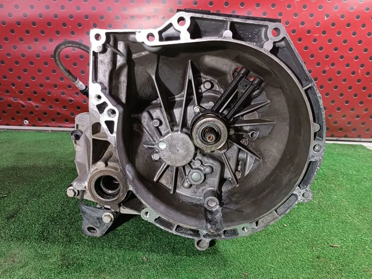 Механическая коробка передач (МКПП) BA6R7002, T6TB1