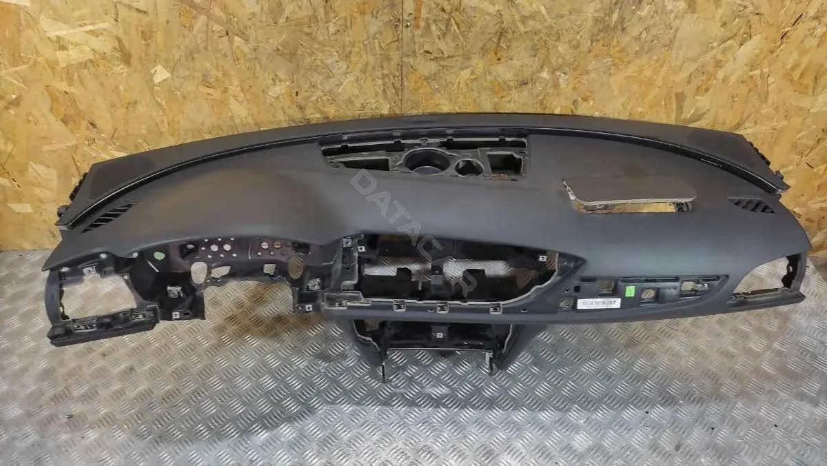 Панель передняя салона (торпедо) 4G1858041, 4G1858041LL