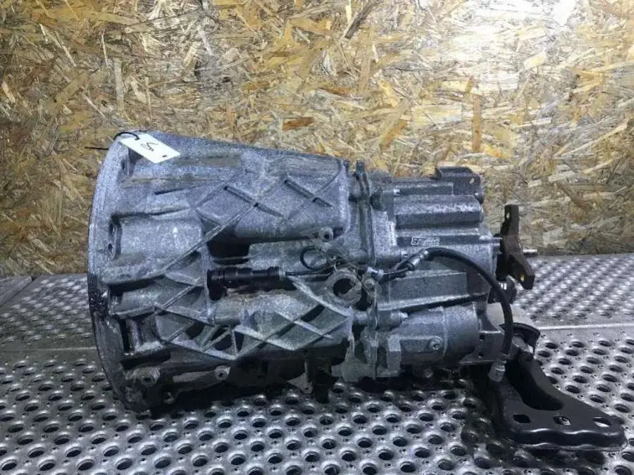 Механическая коробка передач (МКПП) 212 260 79 00, 711 653 05 031 873