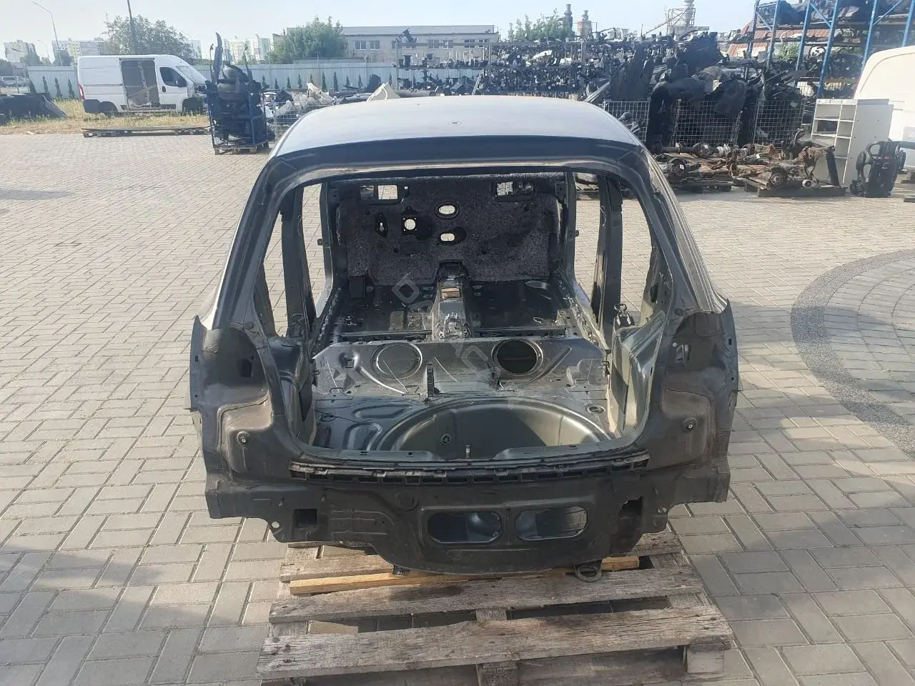 Четверть задняя правая 101414473