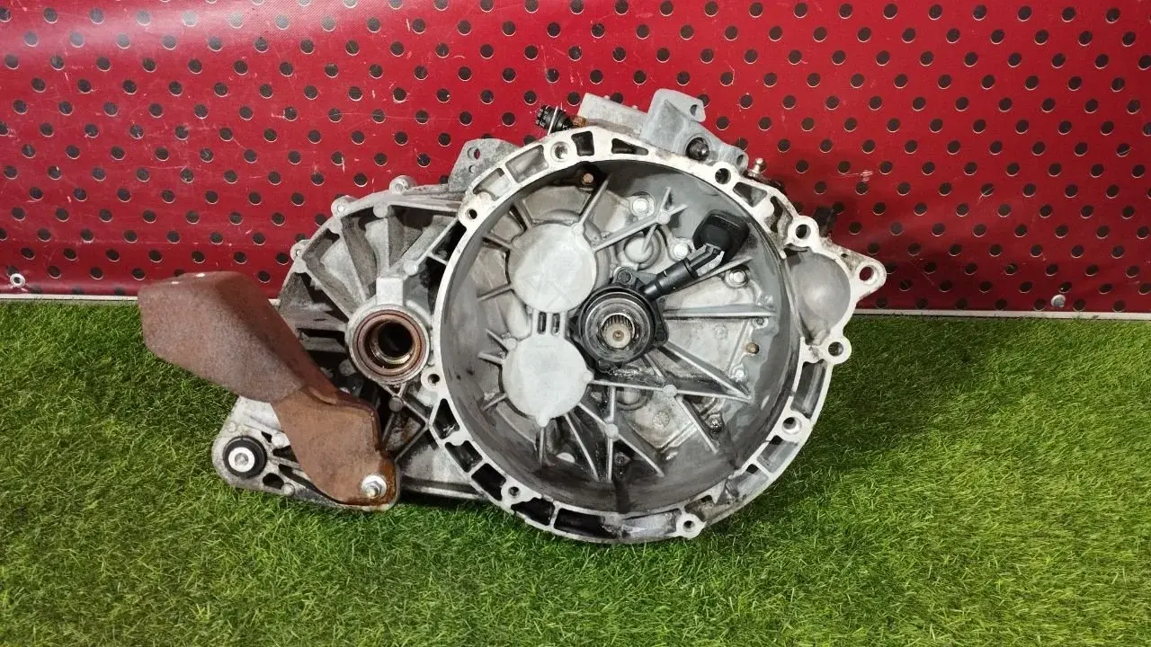 Механическая коробка передач (МКПП) 6G9R7002SF
