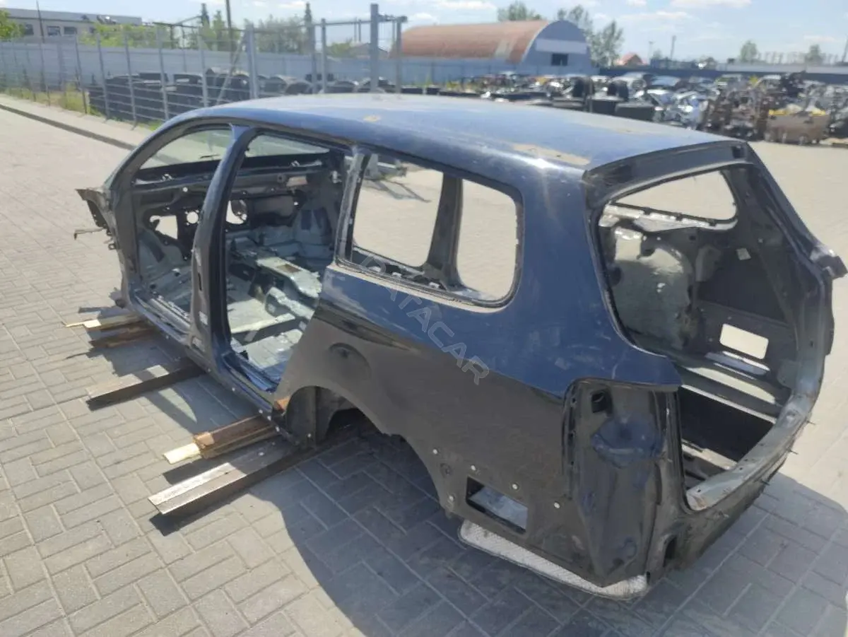 Четверть задняя левая 81485815