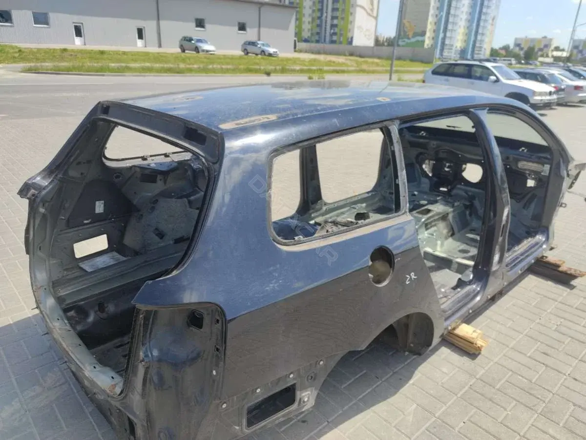 Четверть задняя правая 81485818