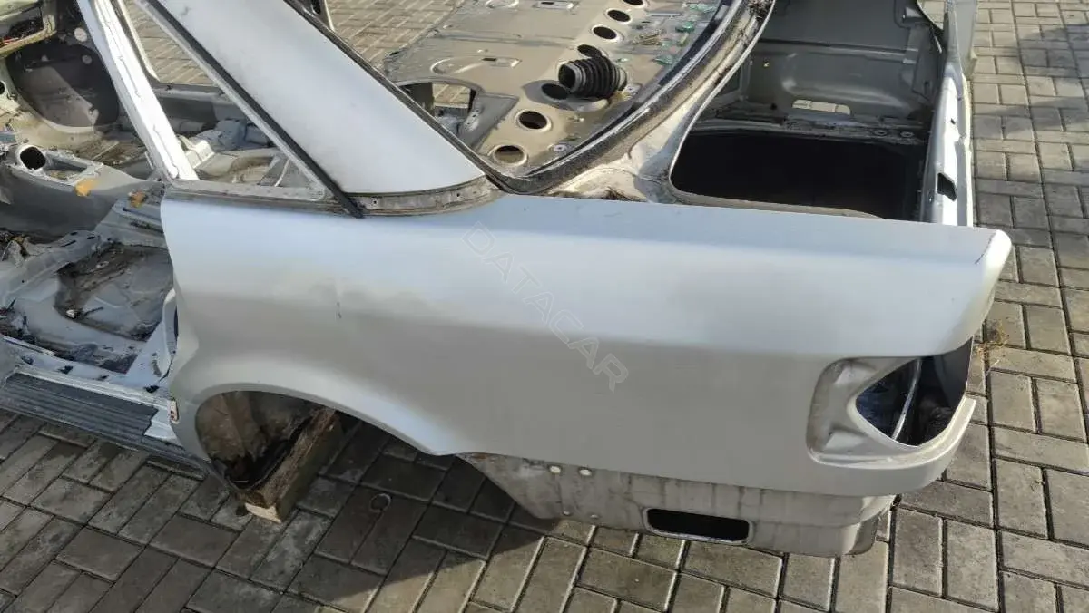 Четверть задняя левая 66291415