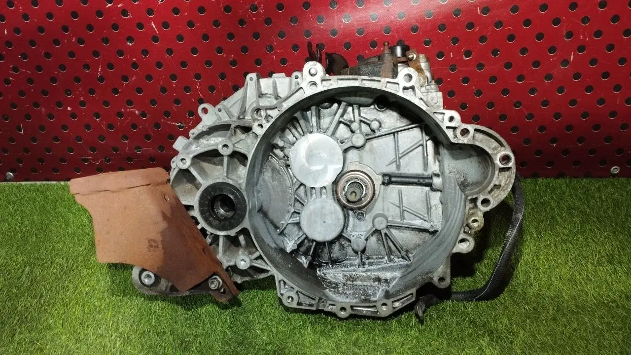 Механическая коробка передач (МКПП) 8G9R7002LE