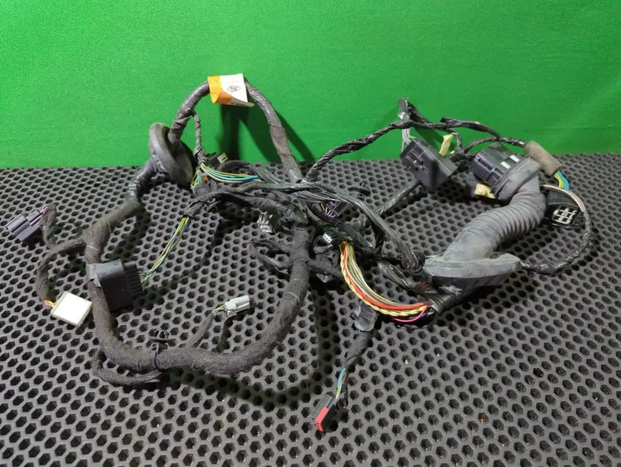 Проводка двери GG9T 14631 ACC