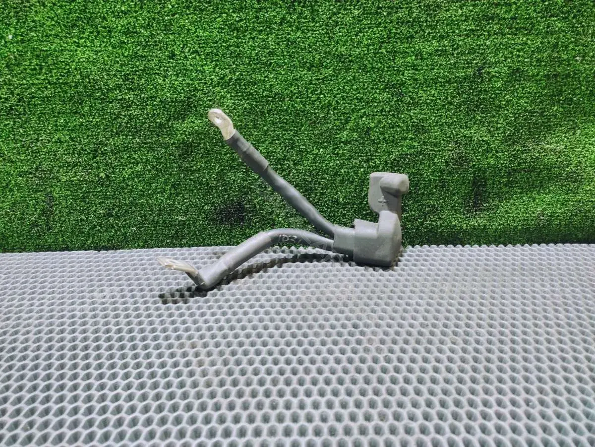 Клемма аккумуляторная 3D0971225