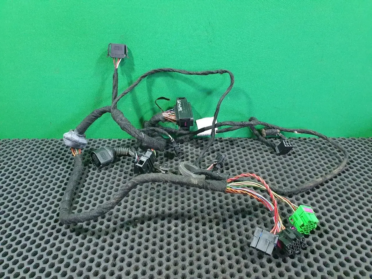 Проводка двери 3U0971120AE